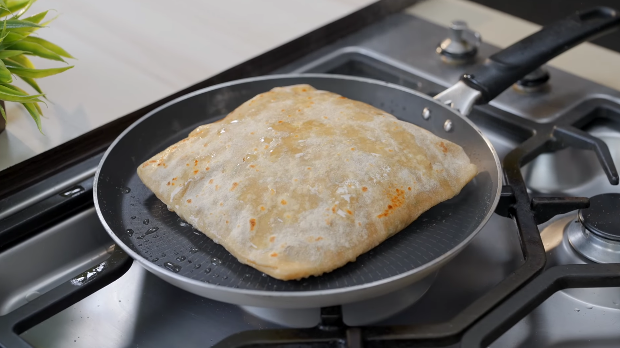 Aloo Paratha Recipe Subah ke tiffin ke liye sabse popular choice
